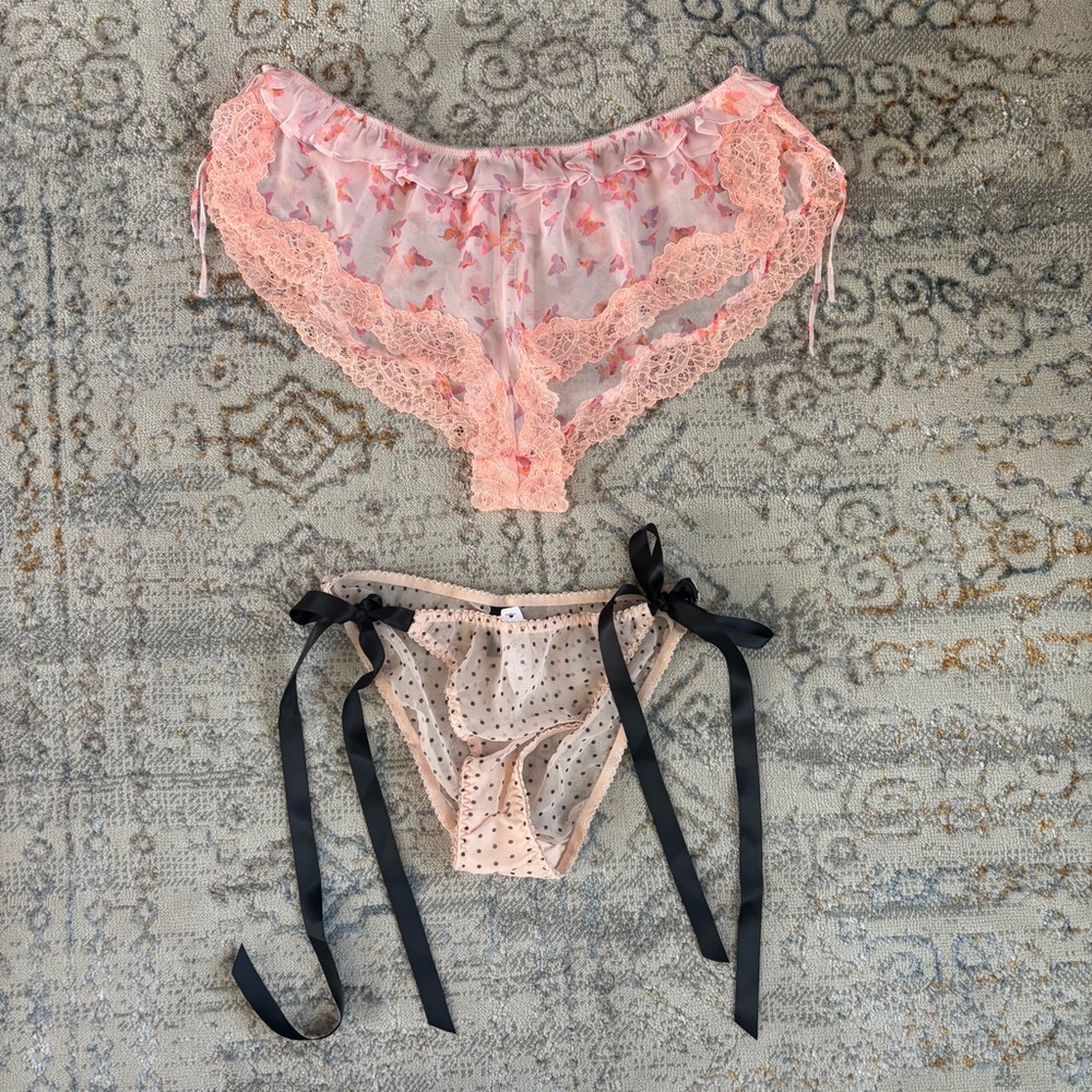 NEW Victoria’s Secret Pair of Underwear Medium